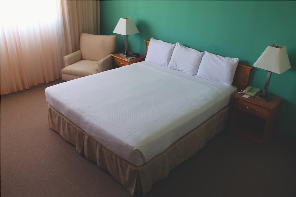 Palos Verdes Inn 雷东多比奇 客房 照片